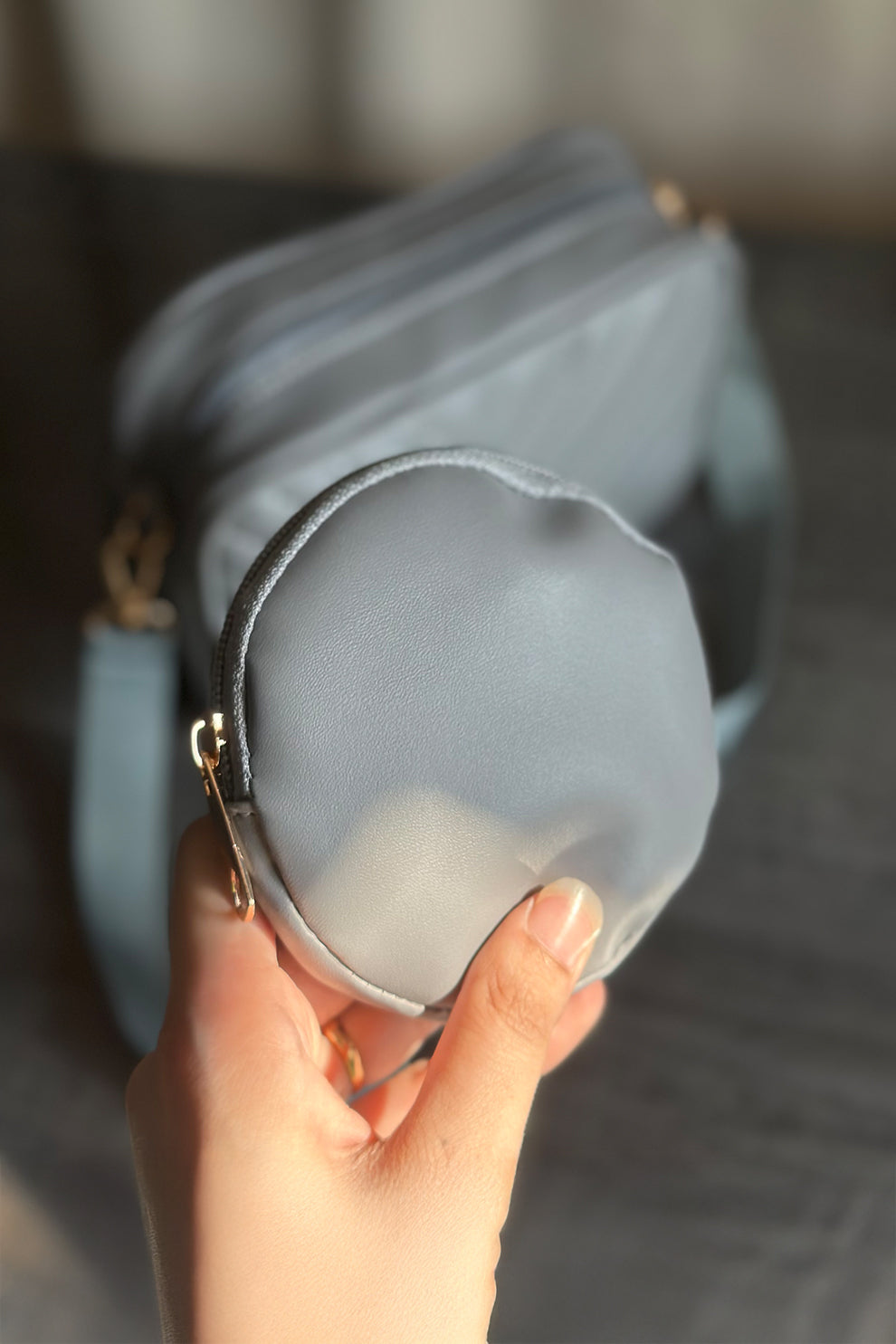 Fineur Crossbody Chevron Coin - Grey