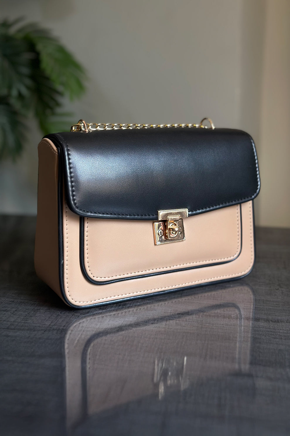 Fineur Bella Chain Shoulder Bag - Black