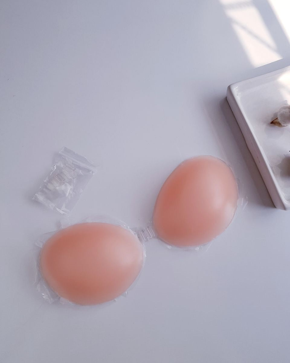 Silicone Invisible Push Up Strapless Backless Self adhesive Free Size Bra (042)*