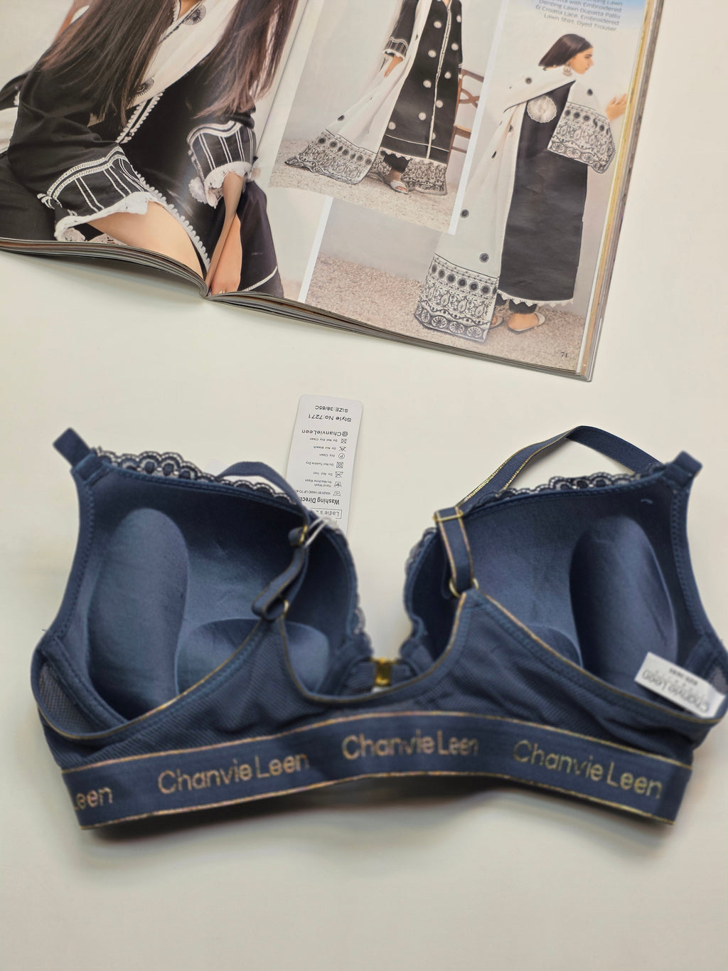 (38-42)C Lacy Sassy Front Buckle Double Padded Full Coverage Bra(172)*