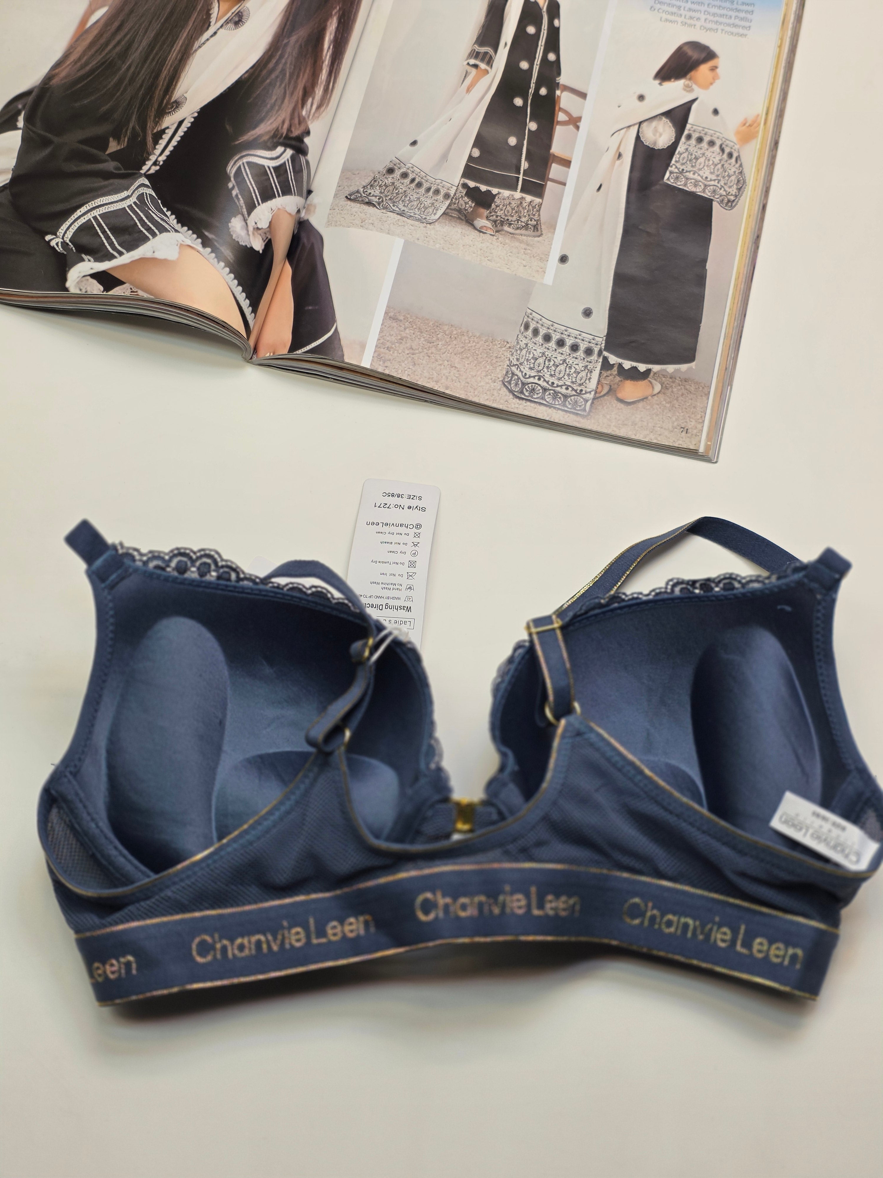 (38-42)C Lacy Sassy Front Buckle Double Padded Full Coverage Bra(172)*